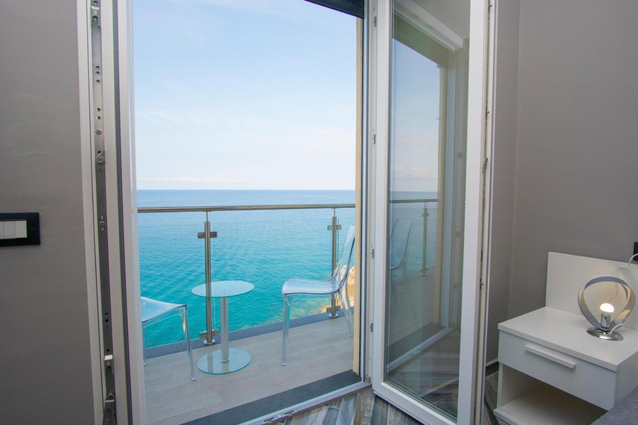 Bed and Breakfast La Dimora sul Mare Marina di Camerota Esterno foto