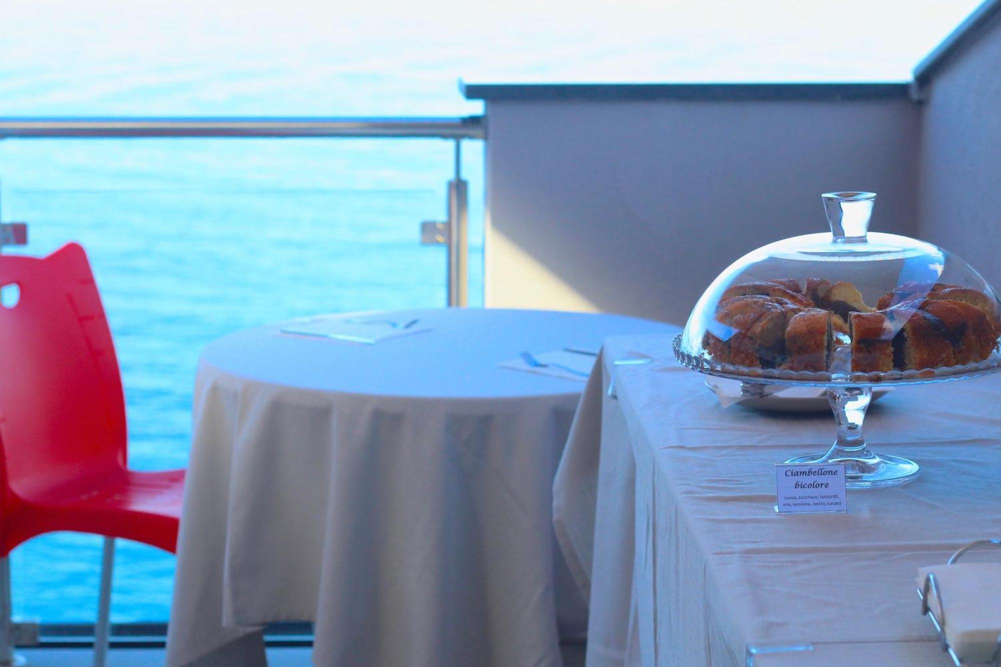 Bed and Breakfast La Dimora sul Mare Marina di Camerota Esterno foto